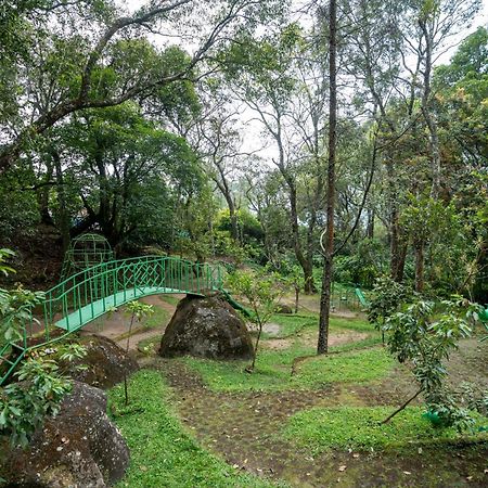 Fort Munnar Chinnakanal Kültér fotó
