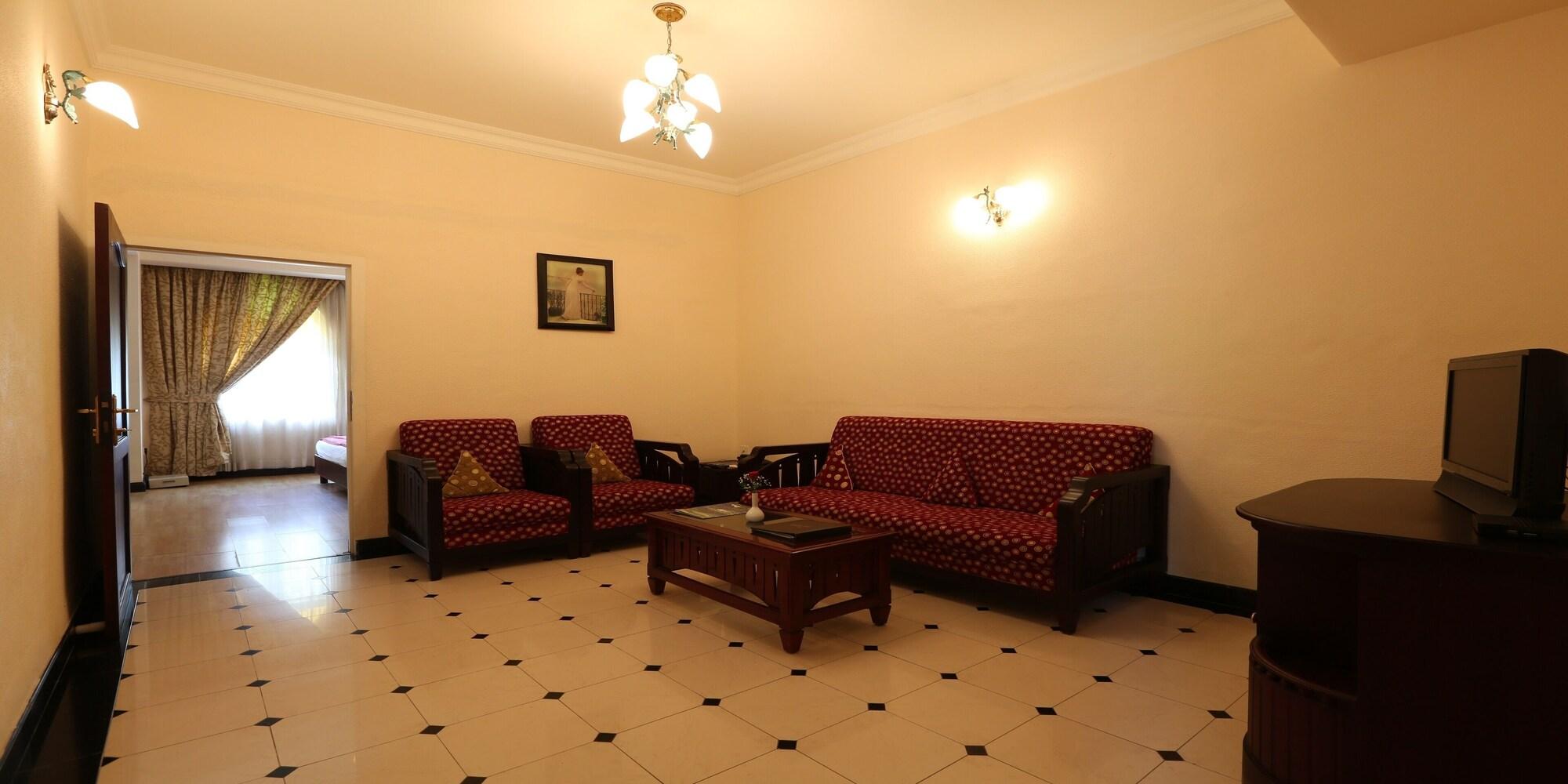 Fort Munnar Chinnakanal Kültér fotó